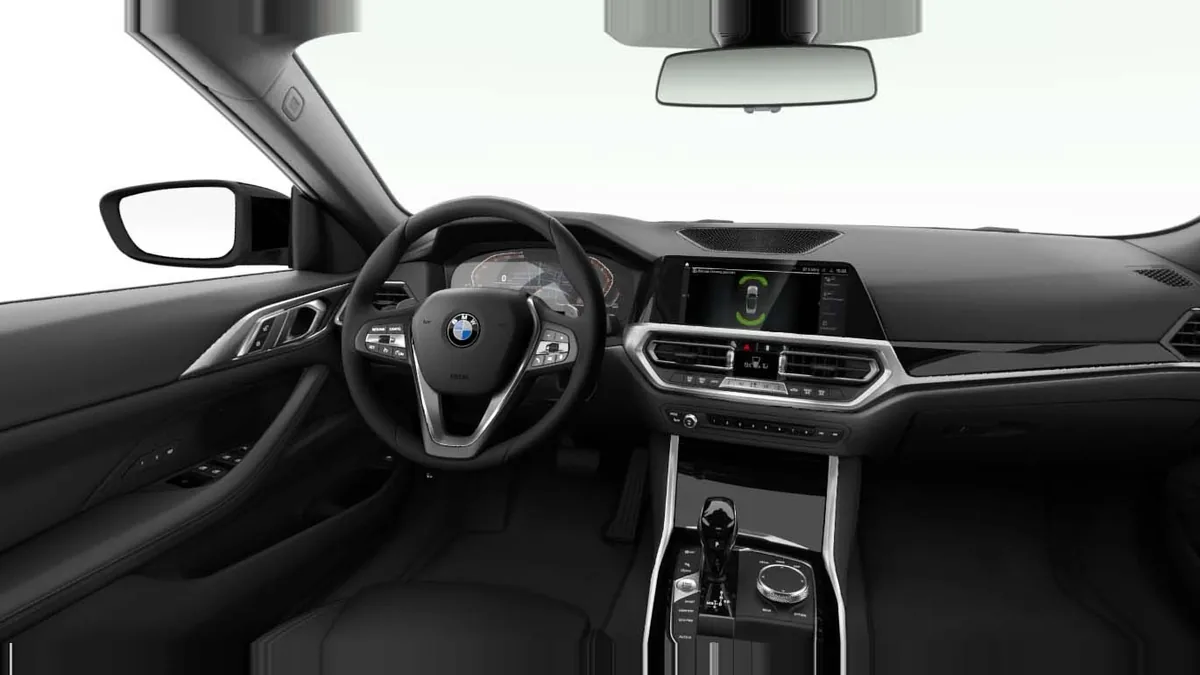 BMW Serie 4 430i xDrive Coupé en renting en Barcelona — Lateral