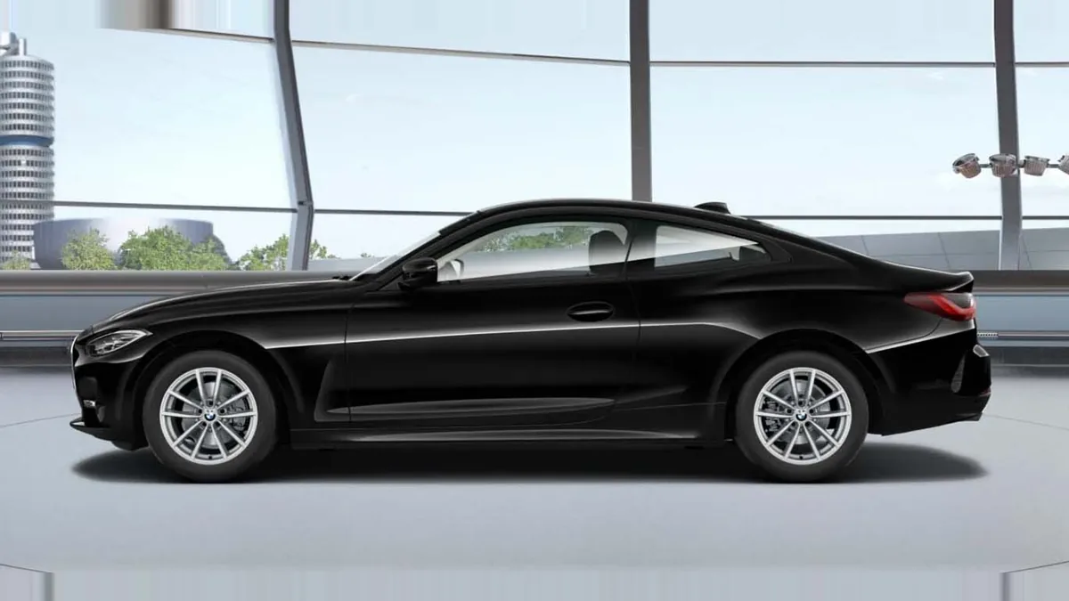 BMW Serie 4 430i xDrive Coupé en renting en Barcelona — Delantera