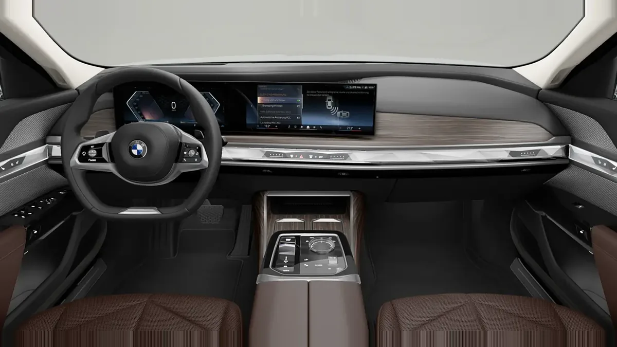 BMW Serie 7 740d xDrive en renting en Barcelona — Delantera