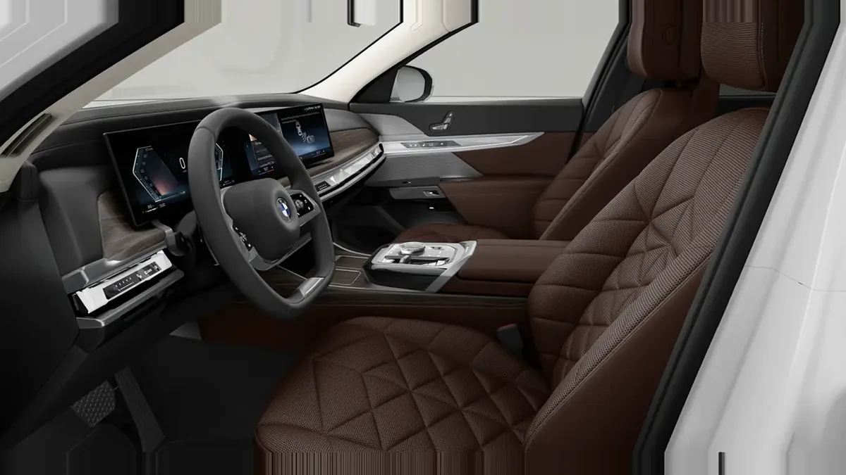 BMW Serie 7 740d xDrive en renting en Barcelona — Interior