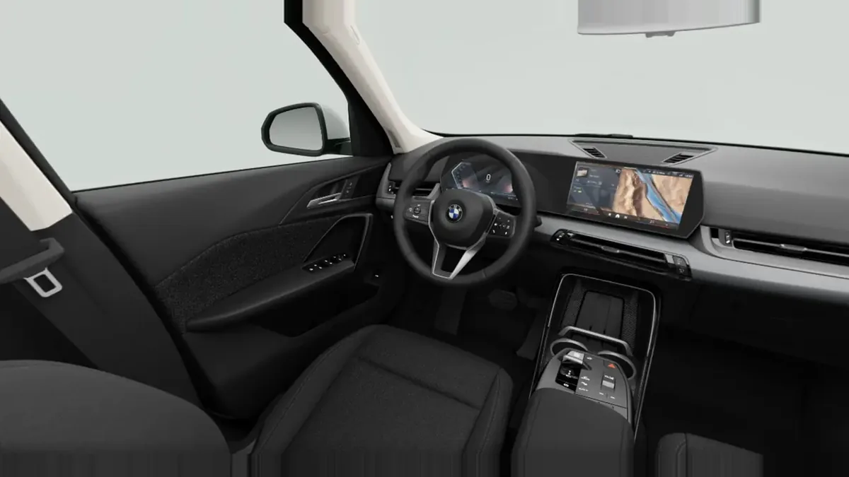 BMW X1 sDrive20d en renting en Barcelona — vista 6