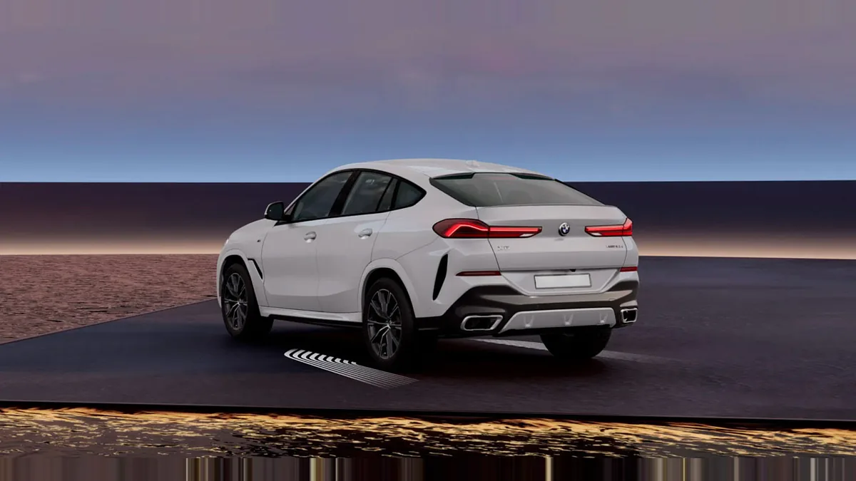 BMW X6 xDrive30d M Sport en renting en Barcelona — Lateral