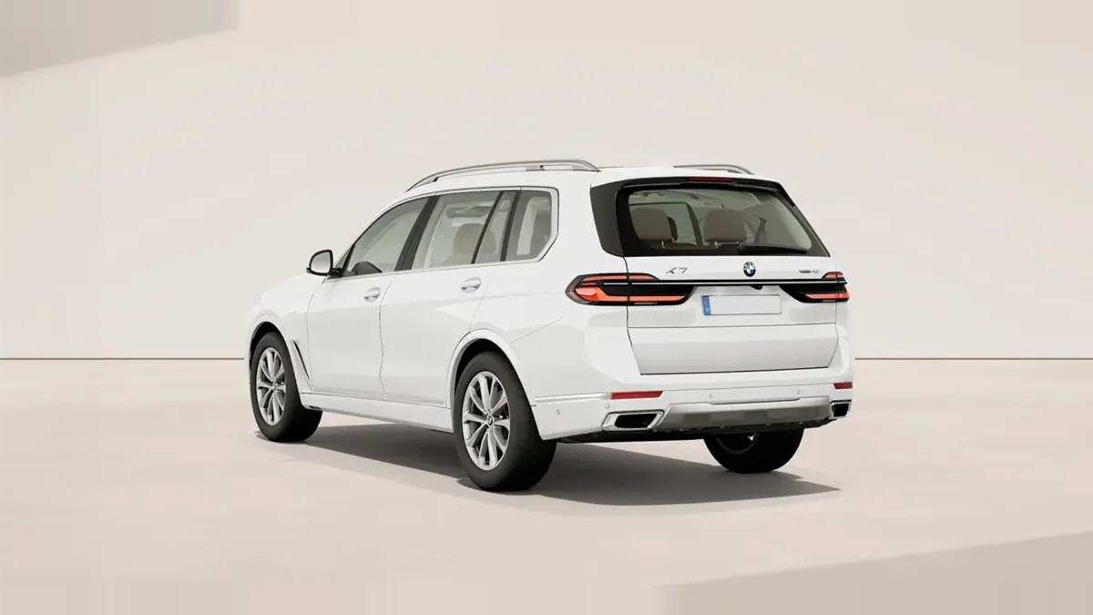 BMW X7 xDrive40i en renting en Barcelona — Trasera