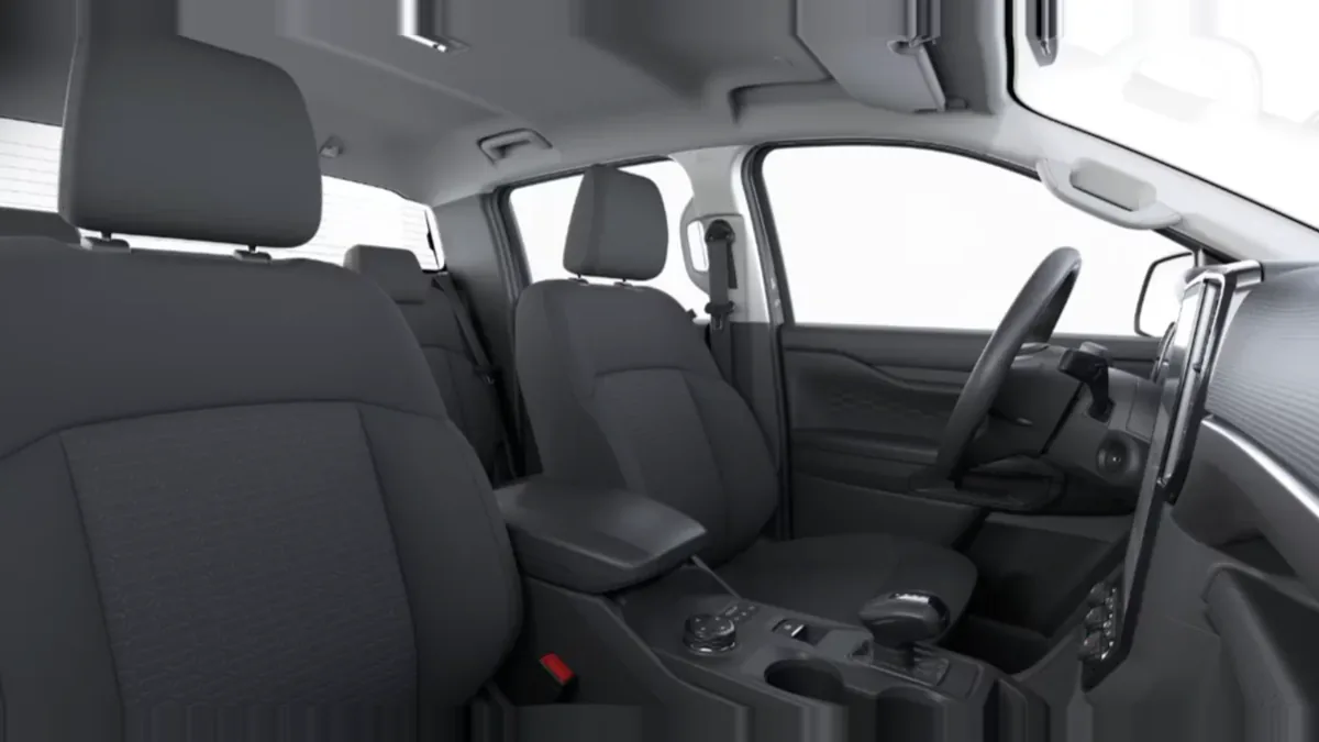 Ford Ranger XLT Doble Cabina 3.0 EcoBlue V6 240CV Automático en renting en Barcelona — vista 6