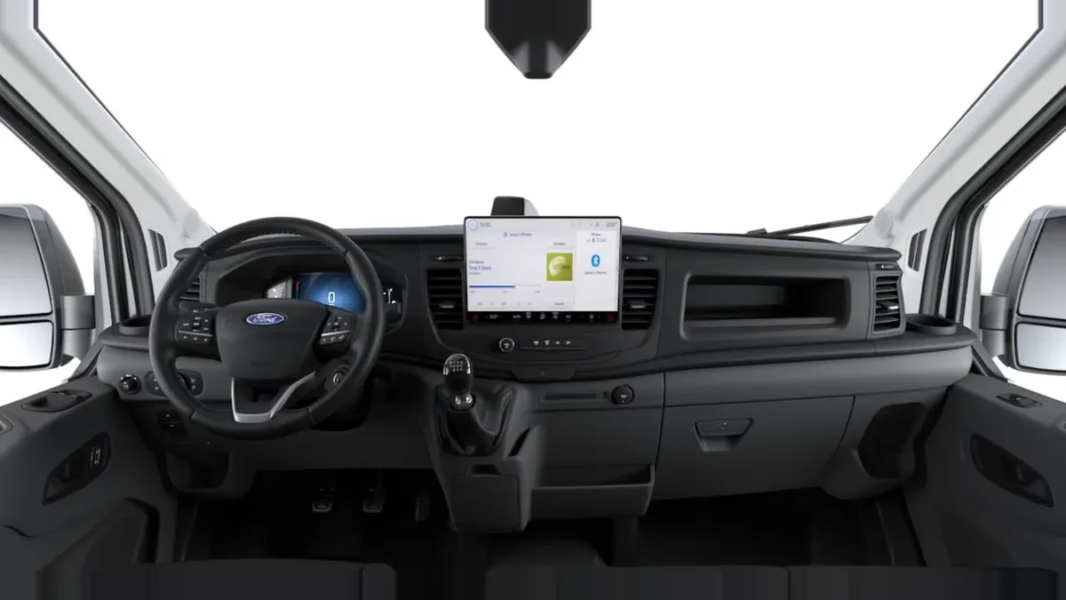 Ford TRANSIT 350 L2 Trend N1 EcoBlue 96kW FWD en renting en Barcelona — Interior