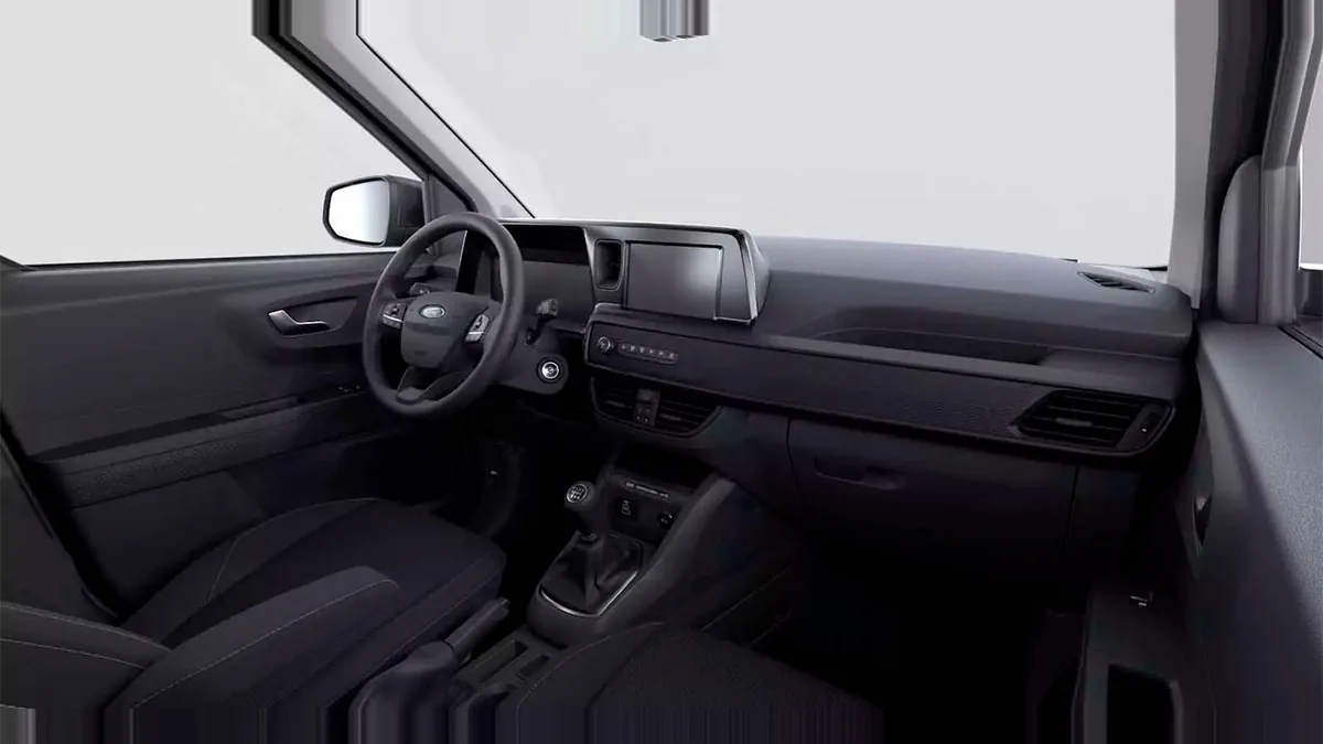 Ford Transit Courier Kombi 1.5 Ecoblue Trend II en renting en Barcelona — Delantera