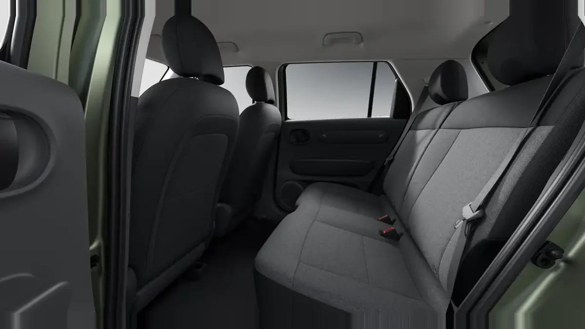 Hyundai Inster 97cv 42kWh Klass en renting en Barcelona — vista 12