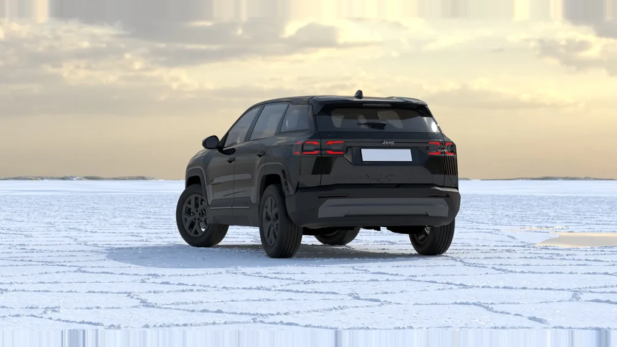 Jeep Compass 1.2 MHEV Altitude 145CV en renting en Barcelona — Trasera
