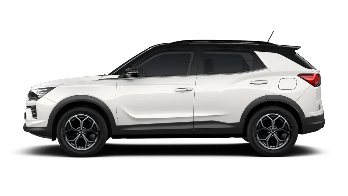 KGM Korando G15 Urban Plus 4x2 en renting en Barcelona — Lateral