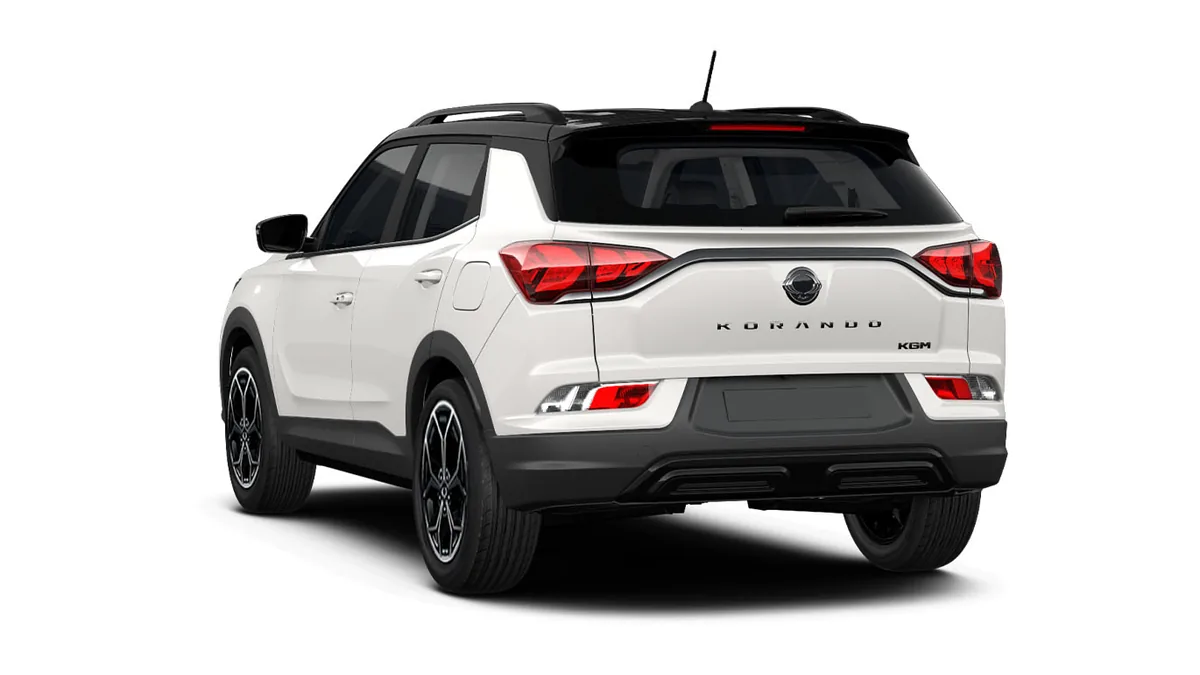 KGM Korando G15 Urban Plus 4x2 en renting en Barcelona — Trasera