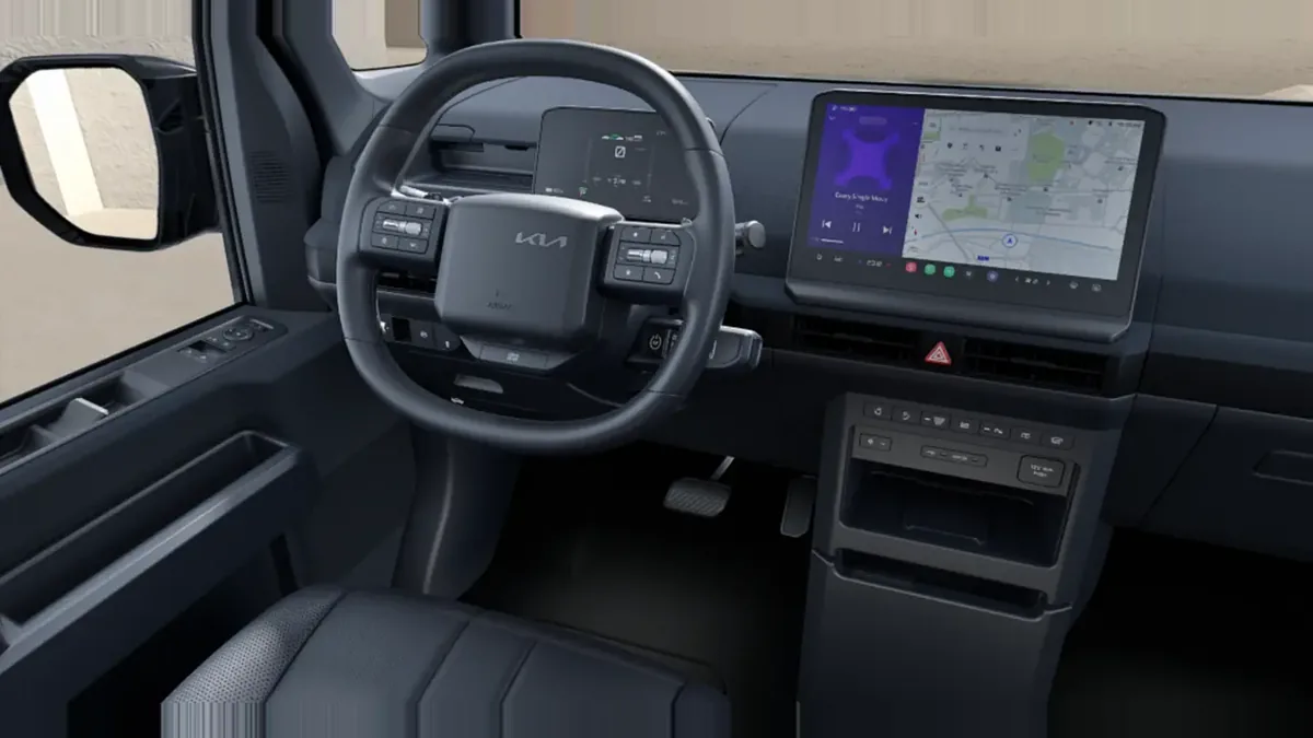 Kia PV5 Passenger L2H1 LR Plus en renting en Barcelona — Delantera