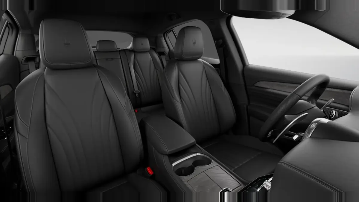Maserati Grecale L4 MHEV 300CV AWD en renting en Barcelona — vista 9