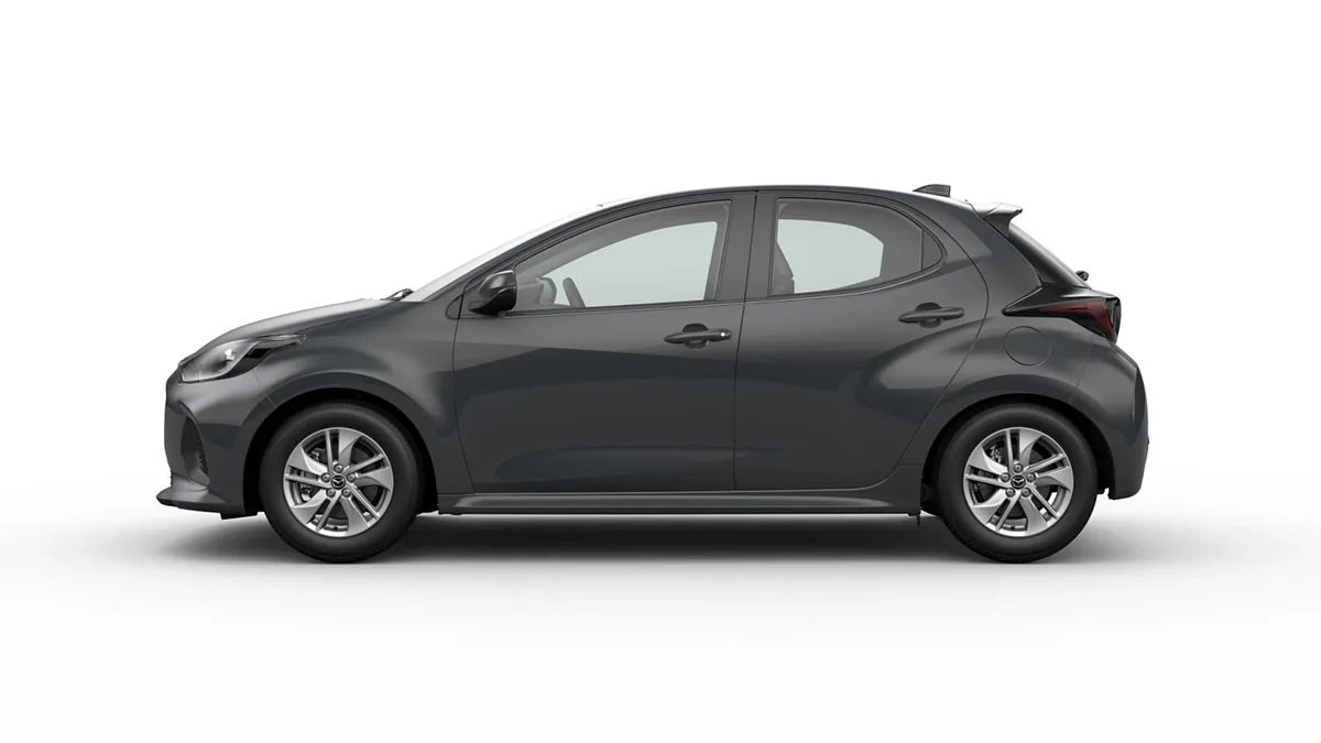 Mazda 2 Hybrid 1.5 85kW 116CV CVT Centre-Line GRY en renting en Barcelona — Lateral
