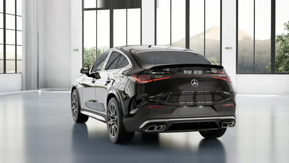Mercedes-AMG GLC Coupé 63 S E Performance en renting en Barcelona — Trasera