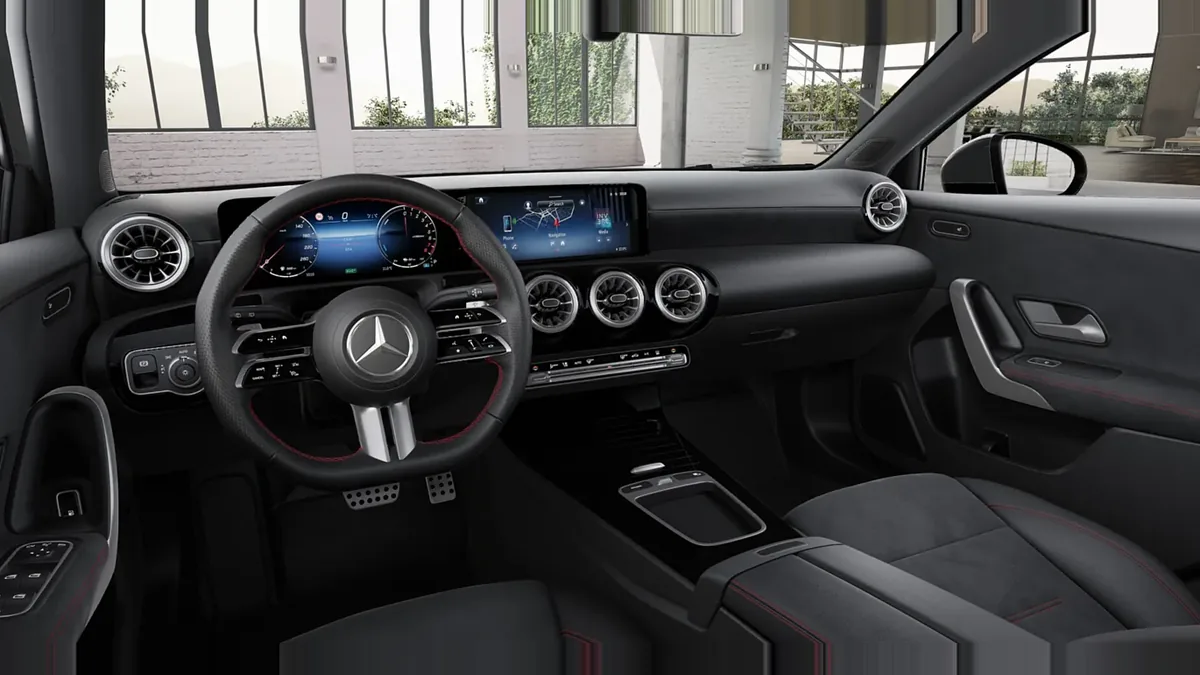 Mercedes-Benz CLASE A 250 e con tecnología híbrida EQ en renting en Barcelona — Trasera