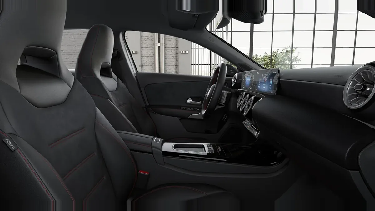Mercedes-Benz CLASE A 250 e con tecnología híbrida EQ en renting en Barcelona — Delantera