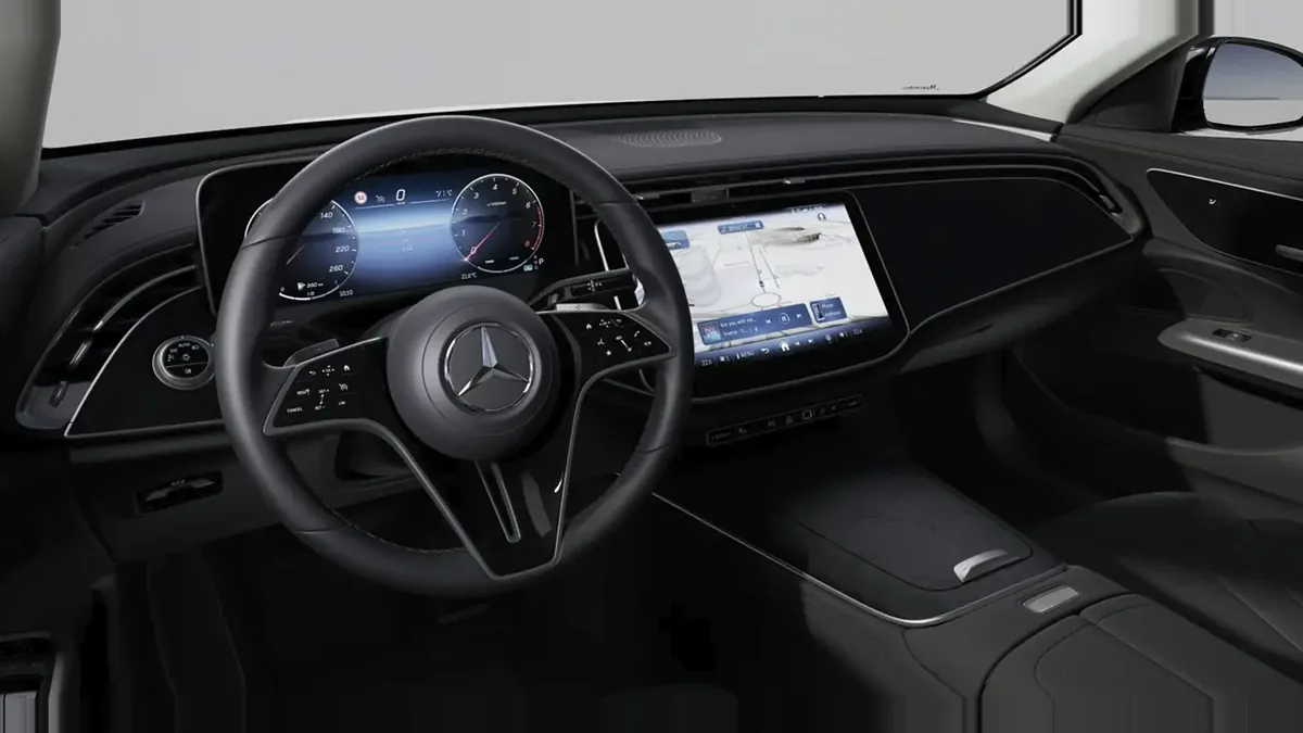 Mercedes-Benz Clase E 200 en renting en Barcelona — Delantera
