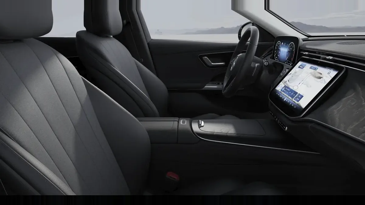 Mercedes-Benz Clase E 200 en renting en Barcelona — Interior