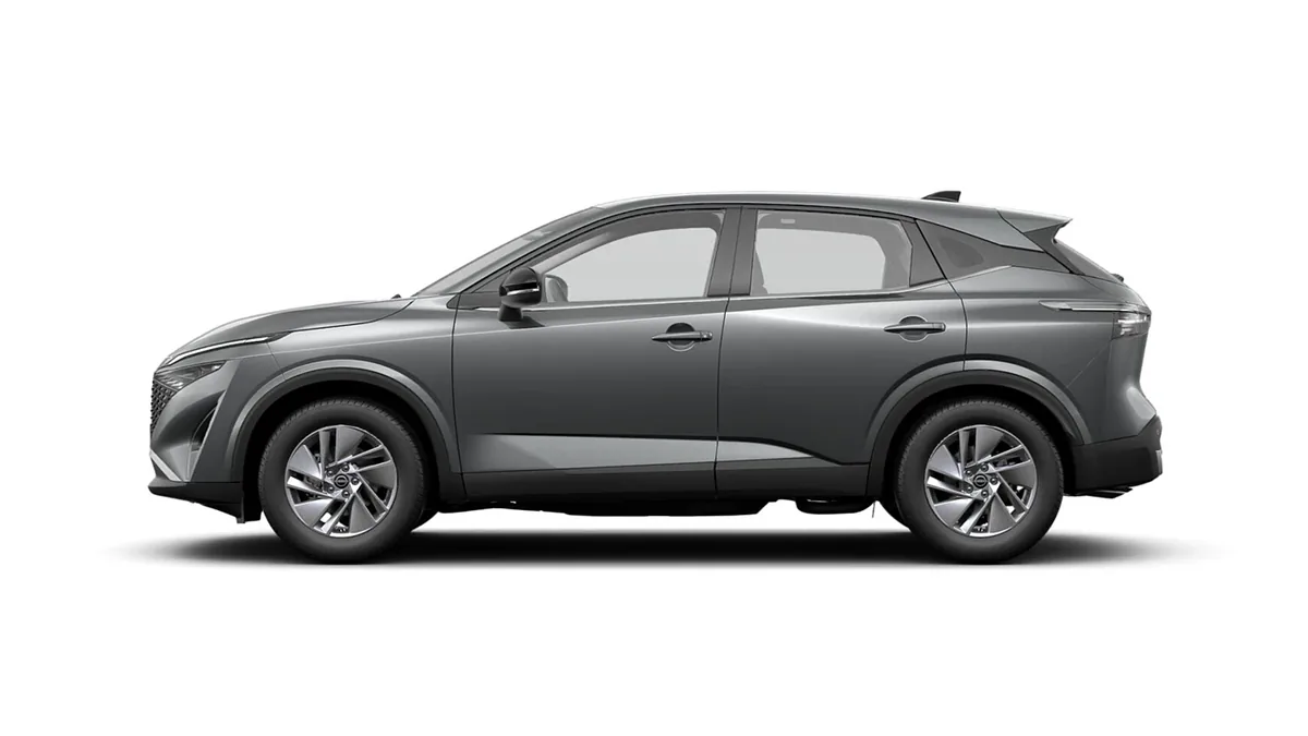 Nissan Qashqai DIG-T 158CV MHEV 4x2 Acenta II en renting en Barcelona — Trasera