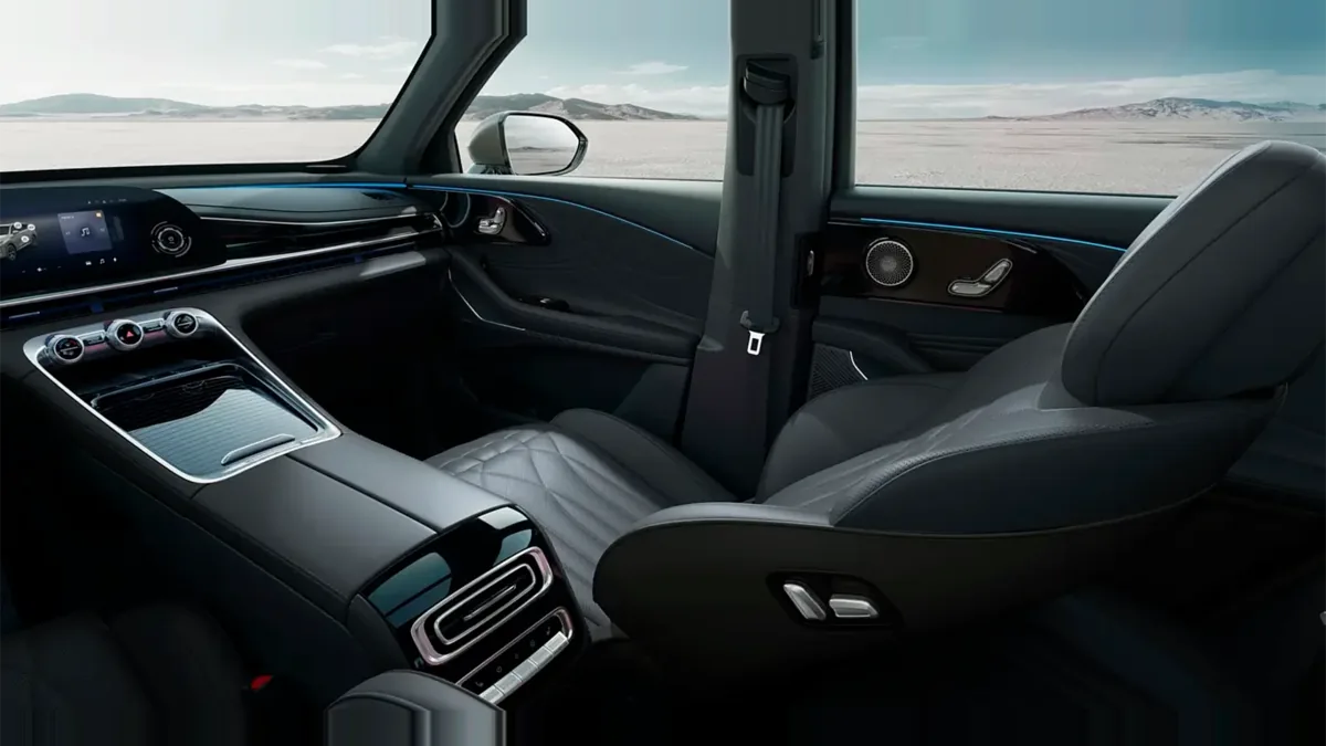 Omoda 9 SHS Premium 1.5 TGDI 3DHT 395kW (537CV) AWD en renting en Barcelona — Interior