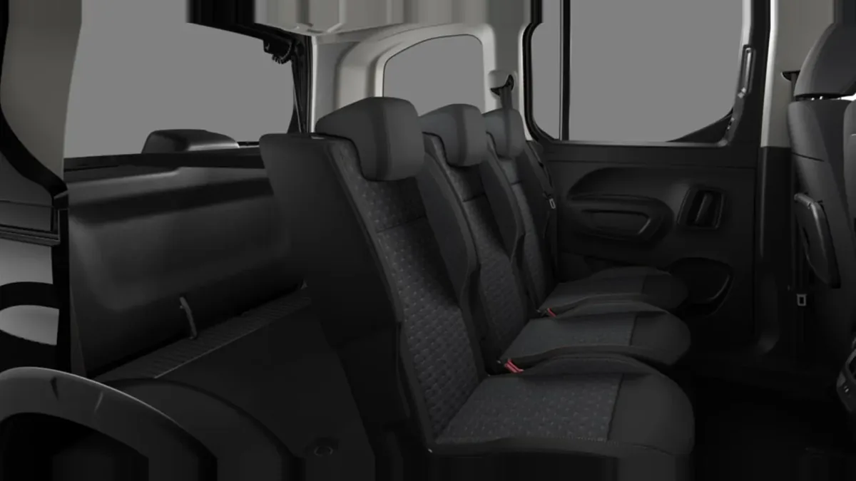 Peugeot Rifter 5P GT BlueHDi 130 EAT8 Standard en renting en Barcelona — vista 6