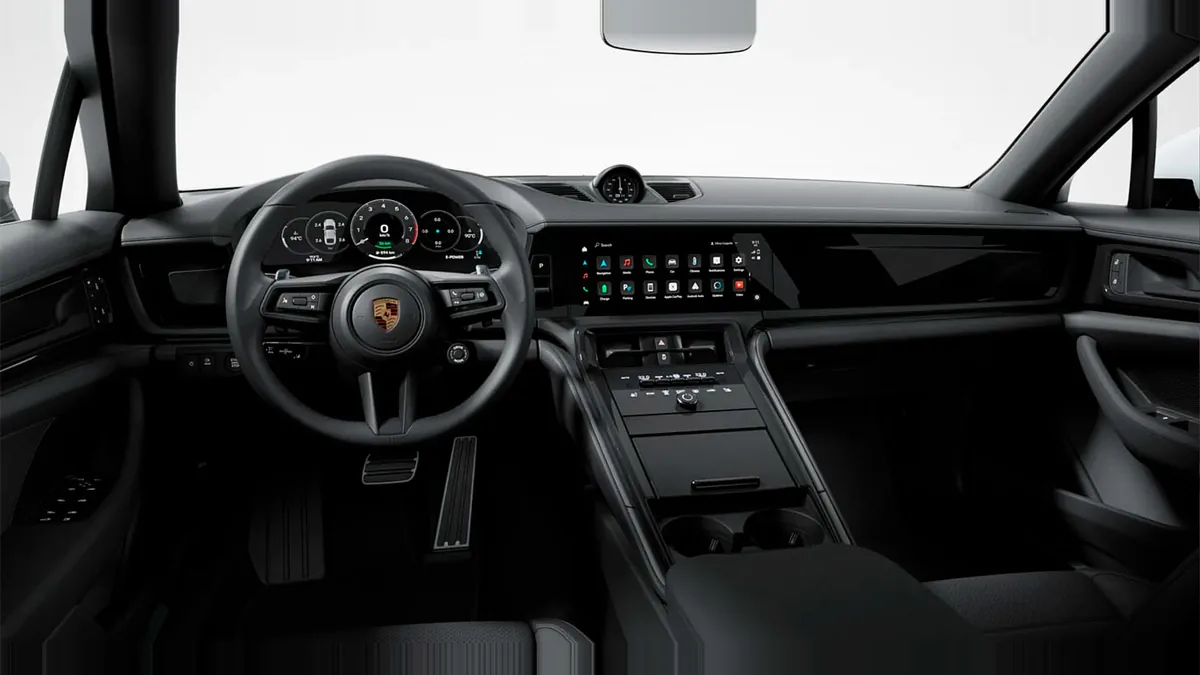 Porsche Panamera 4 E-Hybrid Executive en renting en Barcelona — Delantera