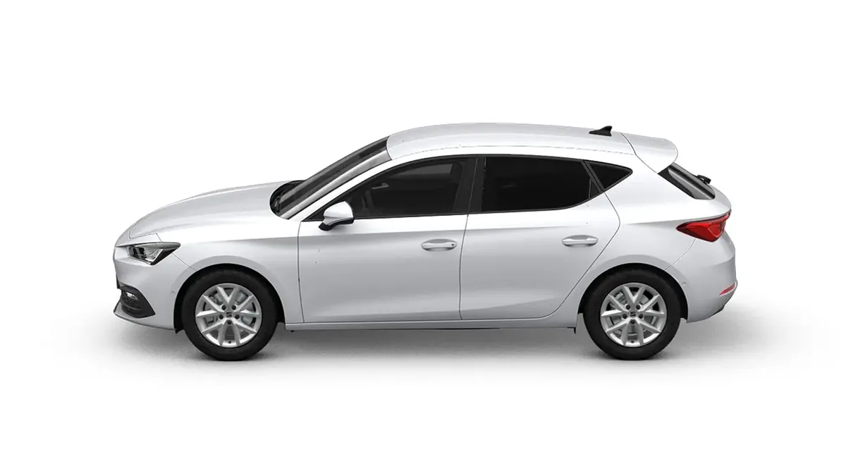 SEAT León 1.5 eTSI (115CV) DSG Style XL en renting en Barcelona — Lateral