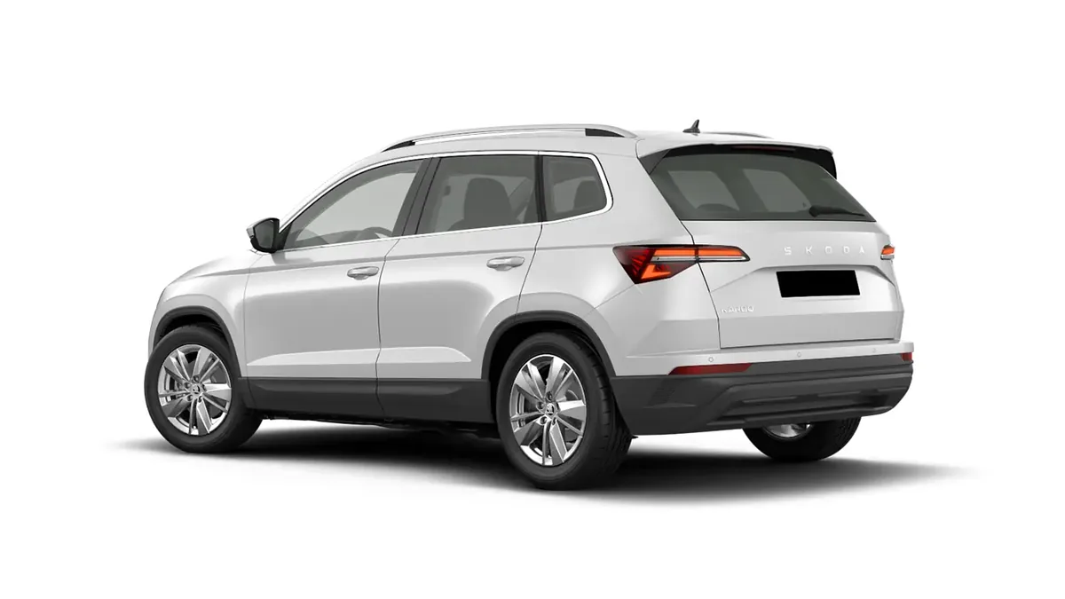 Škoda Karoq Selection 2.0 TDI DSG en renting en Barcelona — Interior