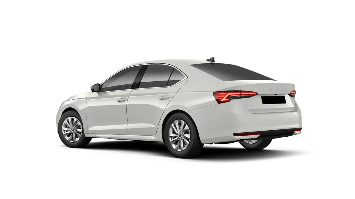 Škoda Octavia Limo Selection 2.0 TDI 150CV DSG 7vel en renting en Barcelona — Trasera
