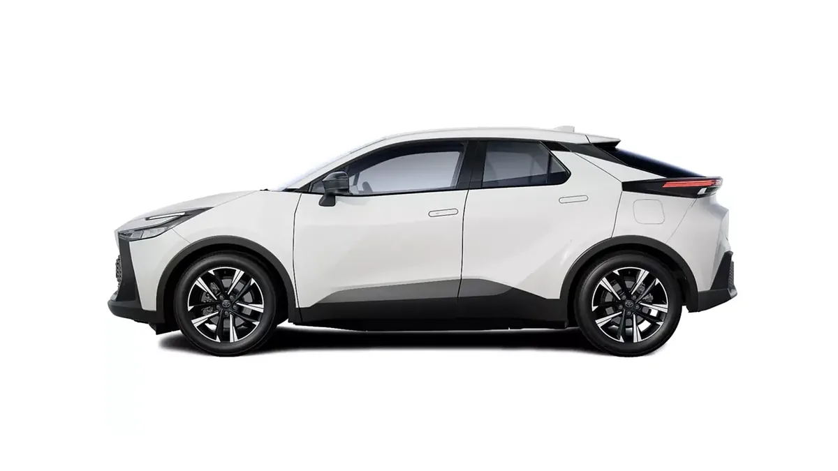 Toyota C-HR Advance Plug-in Hybrid 220 en renting en Barcelona — Trasera