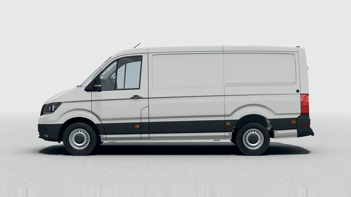 Volkswagen Crafter 35 Fresh Van BM L3 2.0 TDI FWD 103kW (140CV)  - ISOTERMO en renting en Barcelona — Trasera