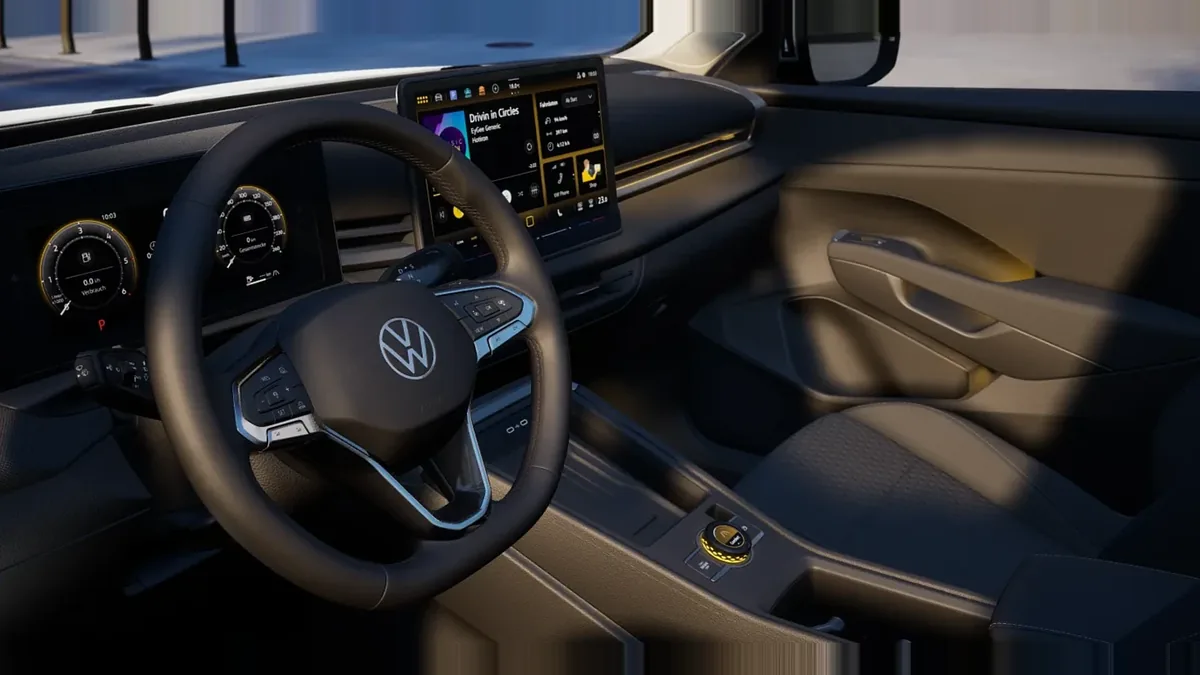 Volkswagen T-ROC Match 1.5 eTSI 150CV DSG en renting en Barcelona — Interior
