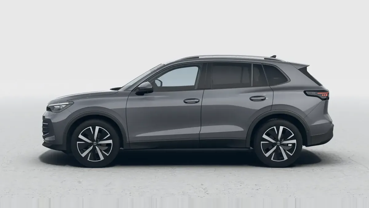 Volkswagen Tiguan "Más" 2.0 TDI DSG en renting en Barcelona — Delantera