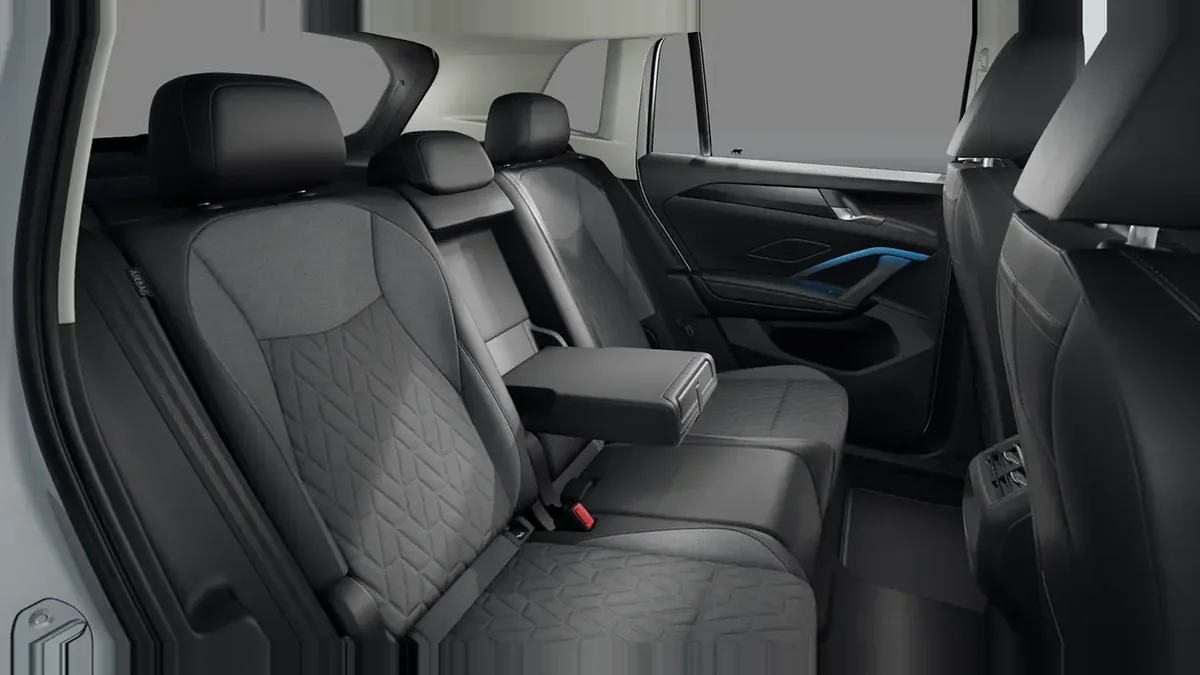 Volkswagen Tiguan "Más" 2.0 TDI DSG en renting en Barcelona — vista 9